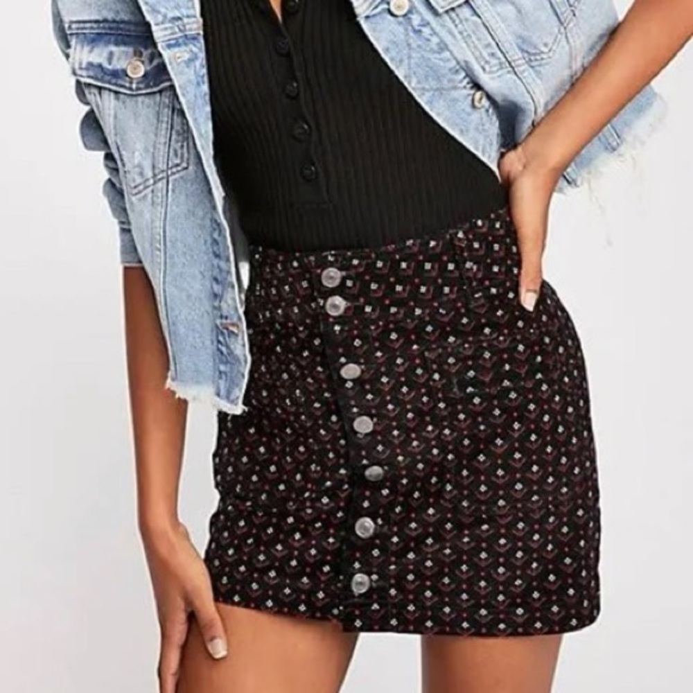 We The Free Joanie Corduroy Mini Skirt in Black Combo Size 28